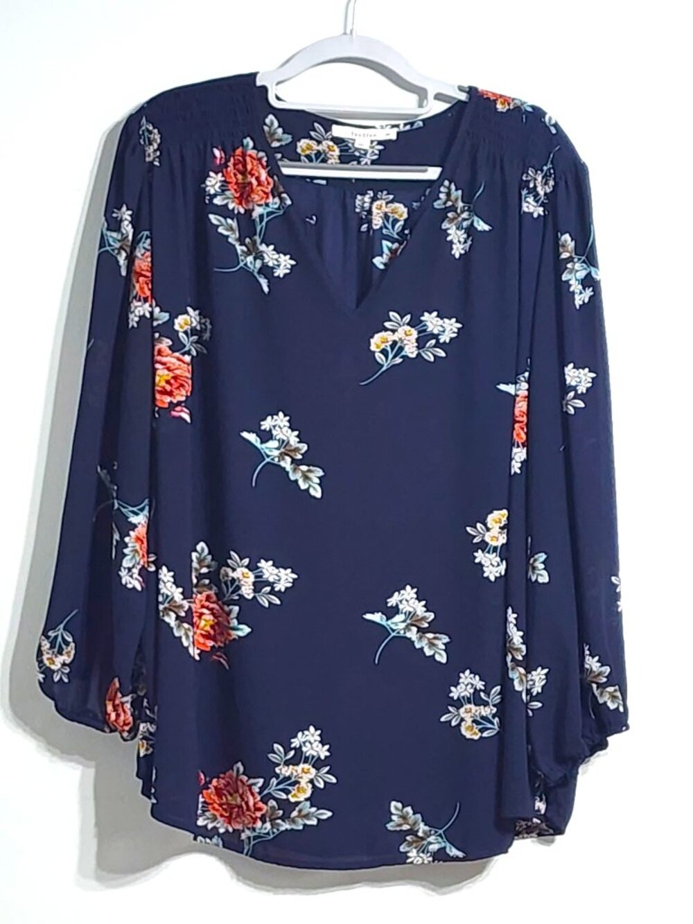 Fun 2 Fun 3X Floral Navy Blue Smocked Shoulder V-Neck Blouse